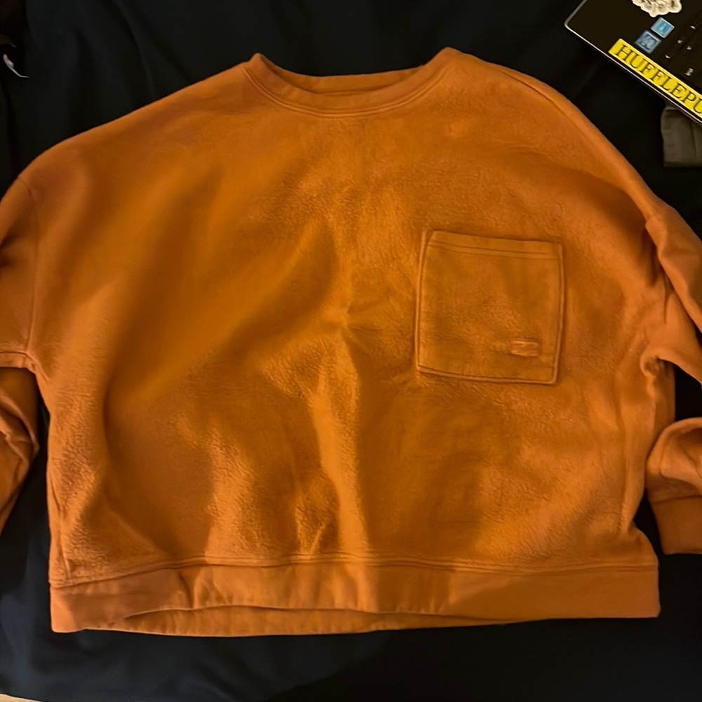Billabong brown cropped sweater
